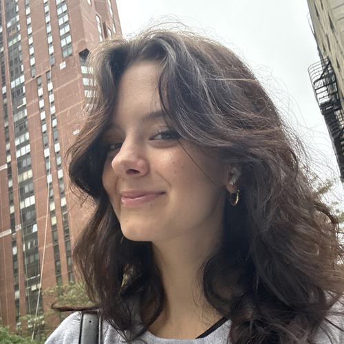 Victoria P - Westchester Community College  Babysitter