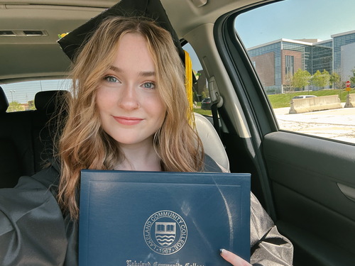 Kara L - Ohio State Babysitter