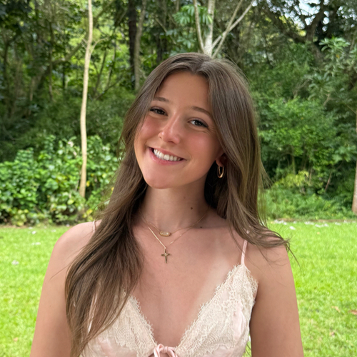 Mia P - UConn Babysitter