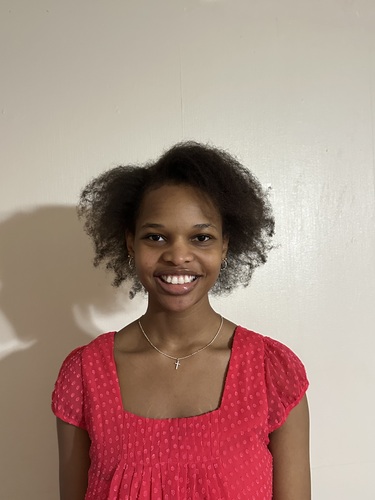 Iyana C - Sampson Community College  Babysitter