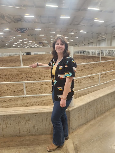 Sophia E - Bethel Babysitter