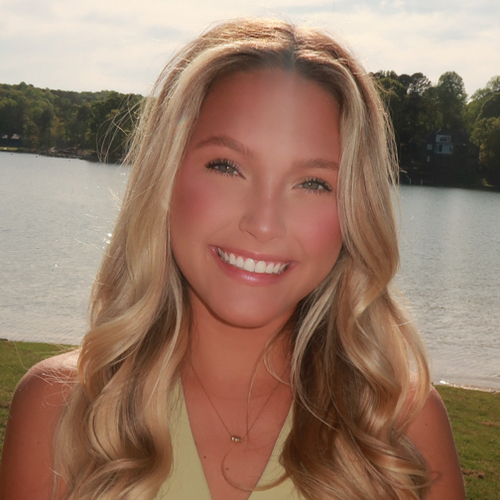 Jayla B - Auburn Babysitter