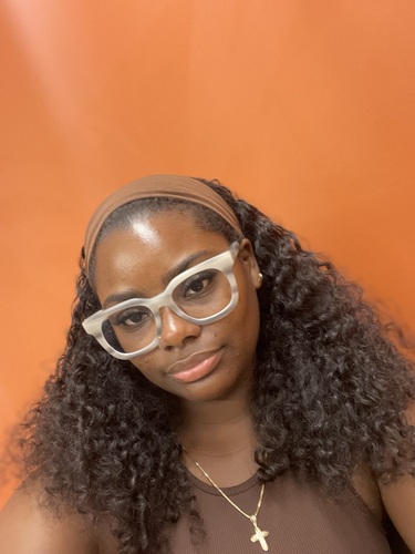 Claudette H - Rasmussen College-Illinois Babysitter