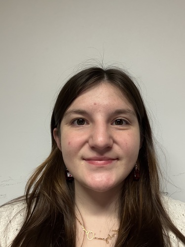 Elizabeth H - Mississippi State Babysitter