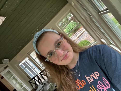 Charlotte S - Elgin Community College  Babysitter