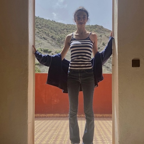 Norah W - GWU Babysitter