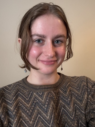 Chloe F - UC Davis Babysitter