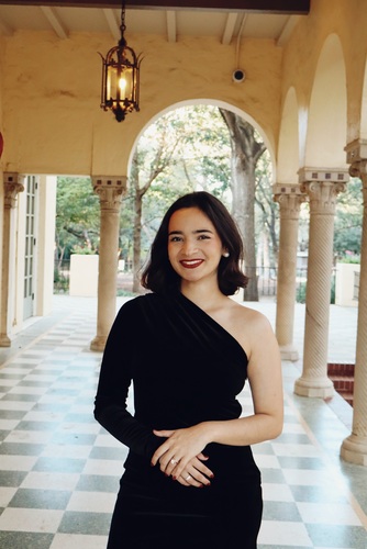 Mckaela V - San Antonio College  Babysitter