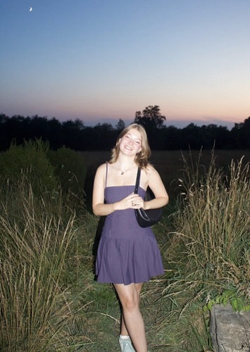 Devon N - Moravian Babysitter