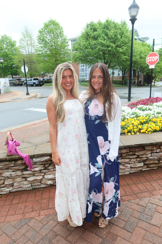 Brynn G - Elon Babysitter