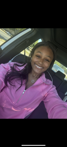 Chloe L - Itawamba Community College  Babysitter