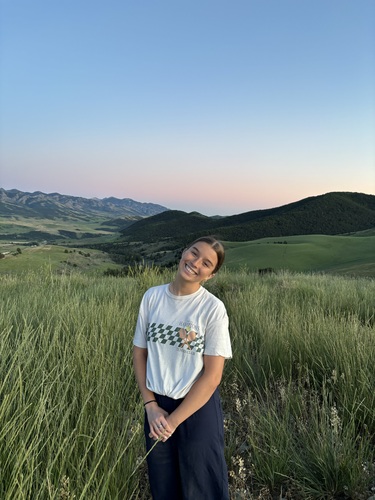 Kayleah T - SUU Babysitter