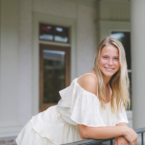 Avery S - Belmont Babysitter
