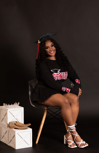 Jasavia H - Lincoln Babysitter