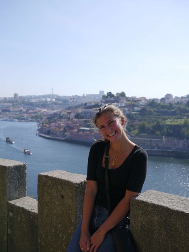 Beverly F - Auburn Babysitter