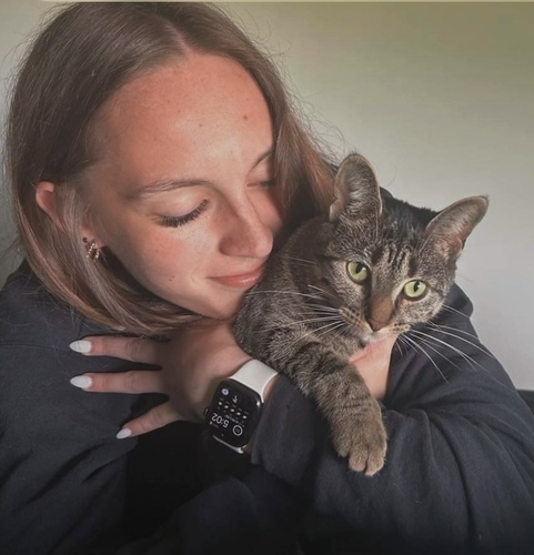 Kamile B - Lewis Babysitter