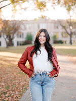 Emily S – University of Arkansas Student Seeking Babysitting Jobs