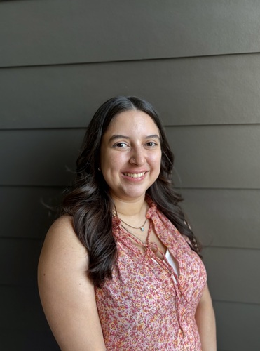 Elisa D - UF Babysitter