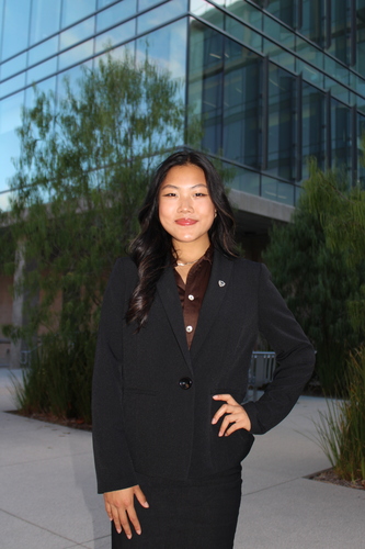 Jessica H - UCI Babysitter