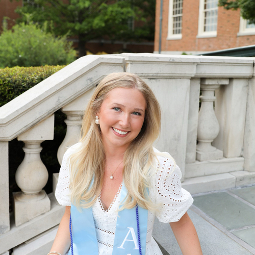 Avery H - Samford Babysitter