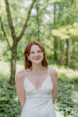 Nadia F - Samford Babysitter