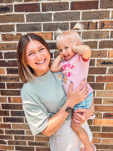 Skye S - Wayne State Babysitter