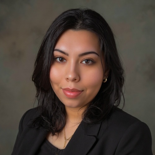 Jazmine G - Fresno State Babysitter