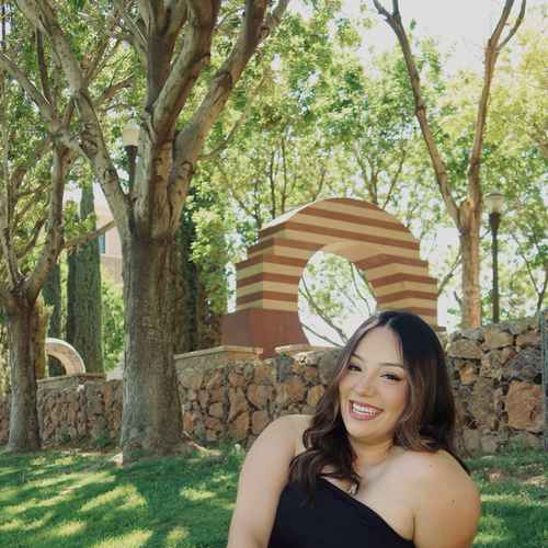 Arianna G – UTEP Student Seeking Babysitting Jobs