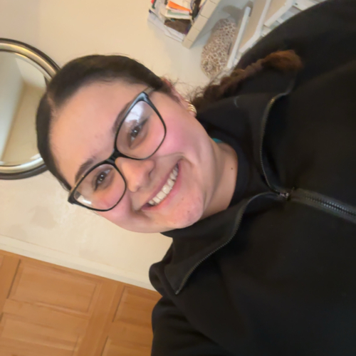 Dannia R - FHSU Babysitter