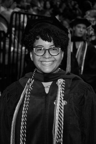 Elly M - UConn Babysitter