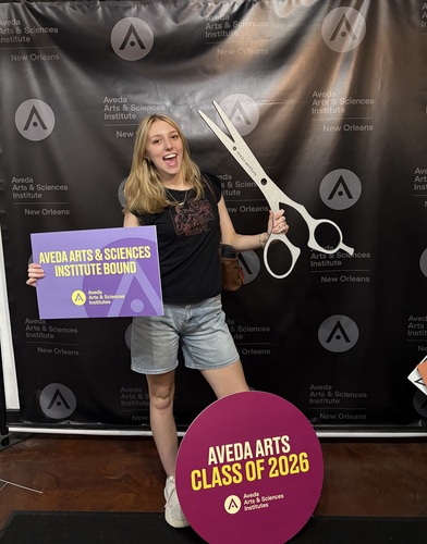 Kaitlin H - Aveda Institute-Covington Babysitter