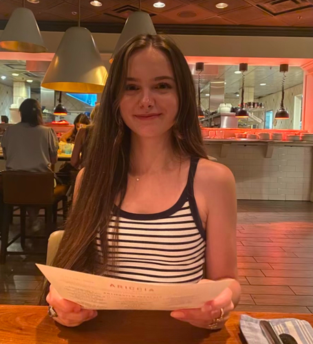 Alexa H - Auburn Babysitter