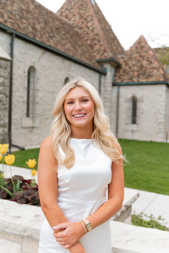 Alexis F - Marquette Babysitter