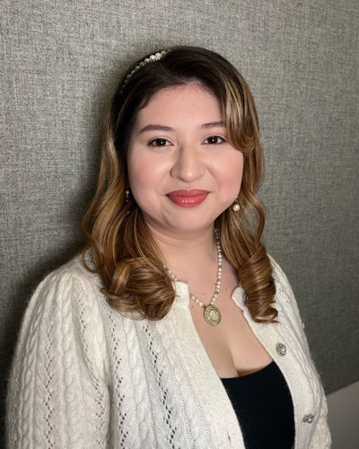 Jazmeen R - NYU Babysitter