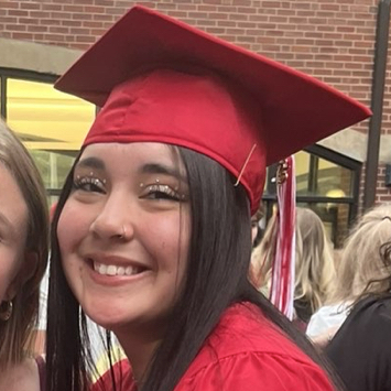Alyssa R - NIU Babysitter