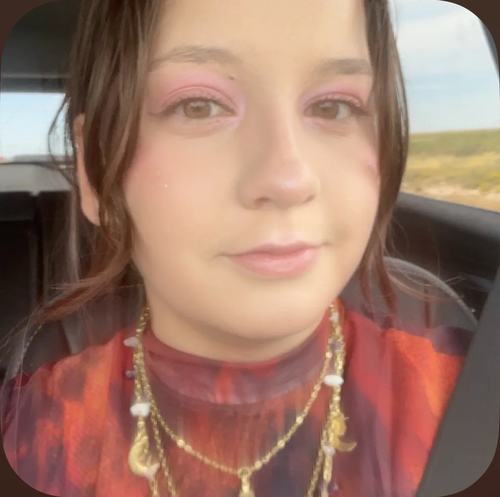 Kaylee V - Kilgore College  Babysitter