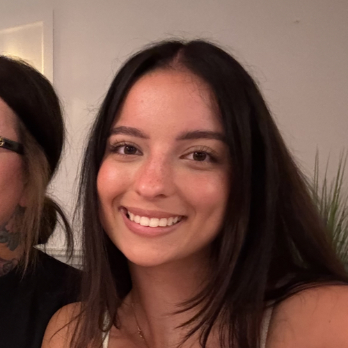 Lila C - UT-Austin Babysitter