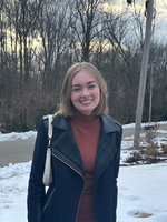 Ashleigh D – Belmont Student Seeking Babysitting Jobs