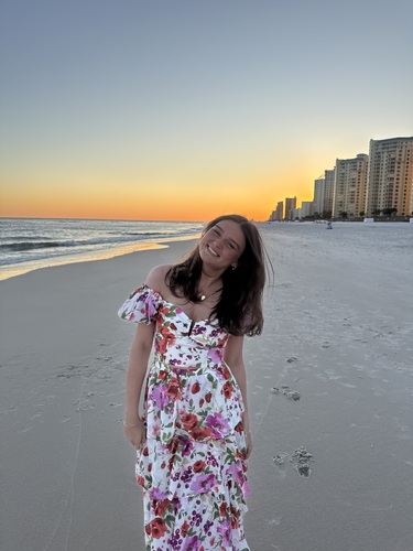 Gabriella G - UWG Babysitter