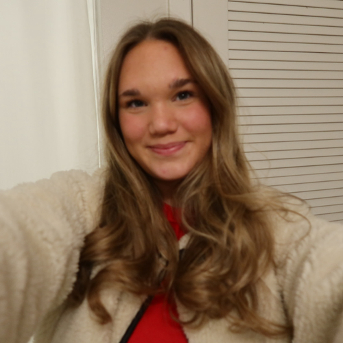 Emma W - GWU Babysitter