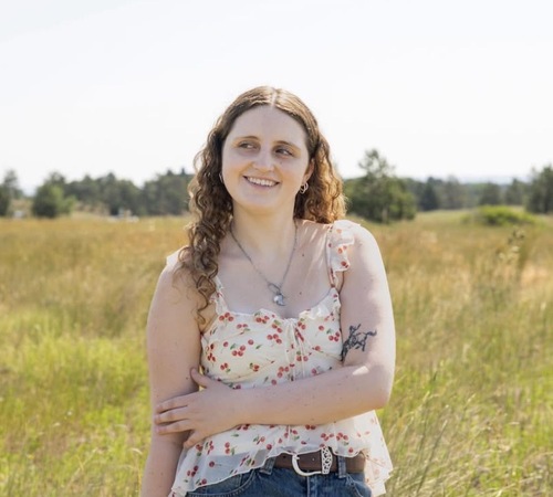 Erika W - William & Mary Babysitter
