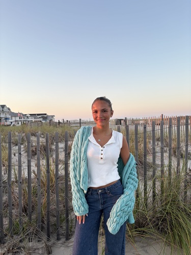 Francesca T - HPU Babysitter