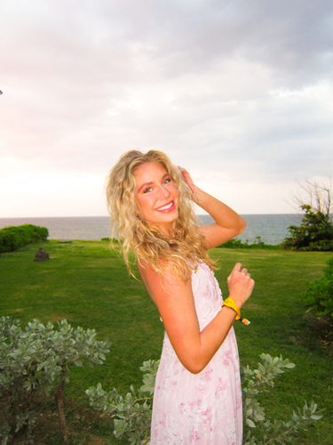 Lindsey B - UNC Babysitter