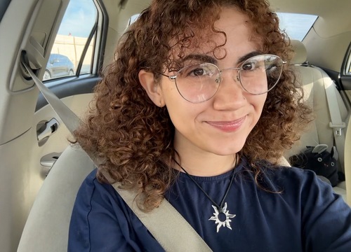 Keishlany C - FIU Babysitter