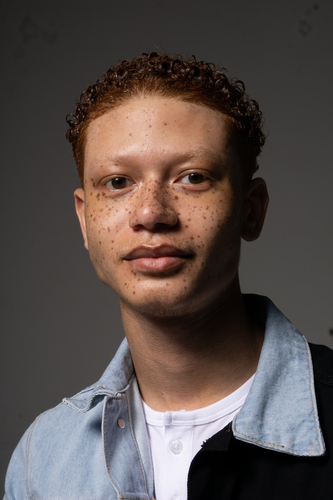 Aaron V - Midlands Technical College  Babysitter