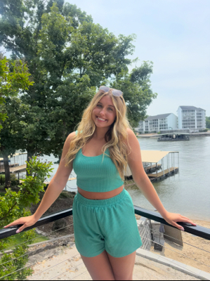 Lily J - Northeast State Community College Babysitter