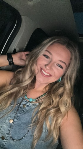 Waycee B - NEO  Babysitter