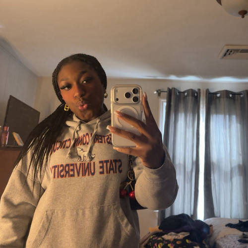 Saniyah P - Naugatuck Valley Community College Babysitter