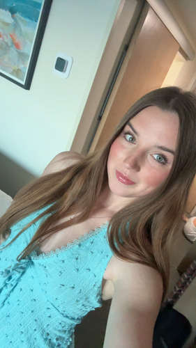 Lily H - UF Babysitter