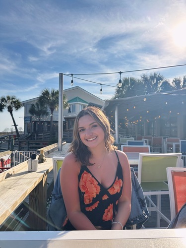 Jianna R - Keene State Babysitter